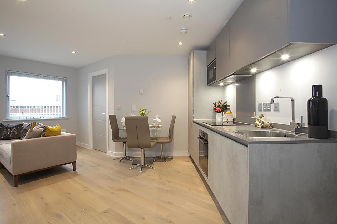 Foundry One Bedroom Apartments Close To Town Center Лутон Экстерьер фото